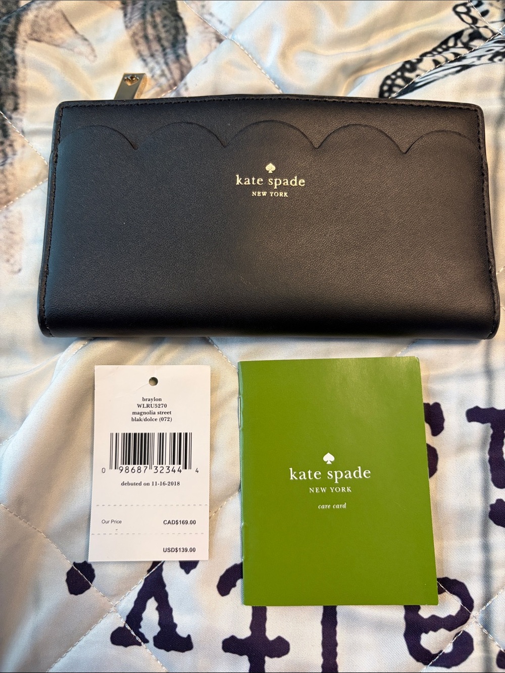 kate spade Black Scallop-Edge Continental Wallet